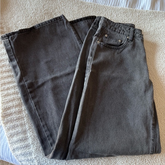 Edikted Raelynn Low Rise Jeans - Picture 4 of 5